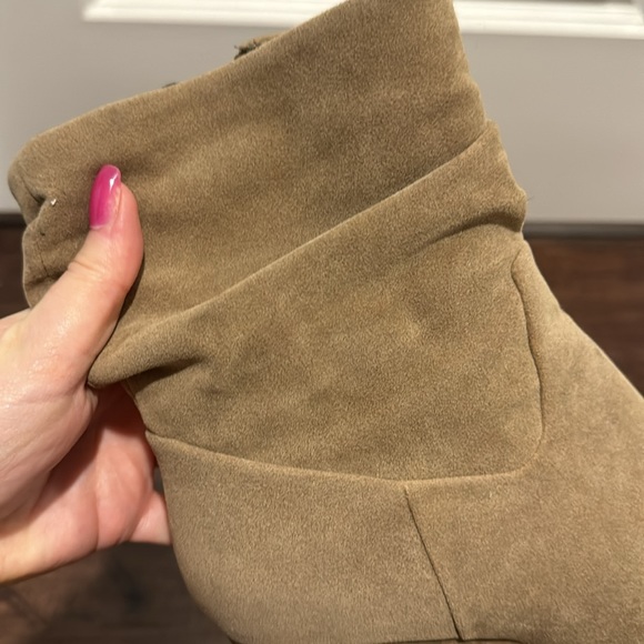 Grey/Tan Scrunchie Booties - Picture 6 of 6